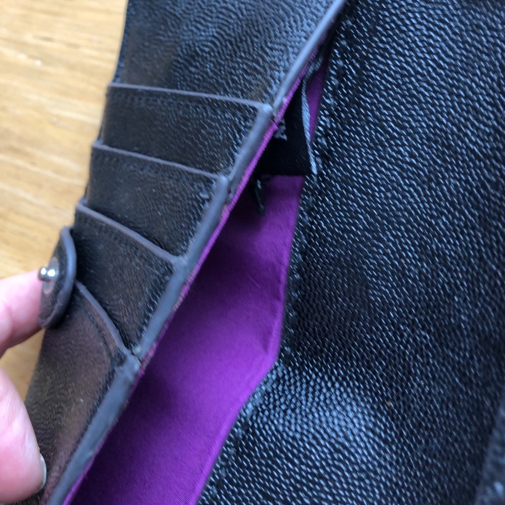 Anne Klein Wallet - Picture 3 of 3